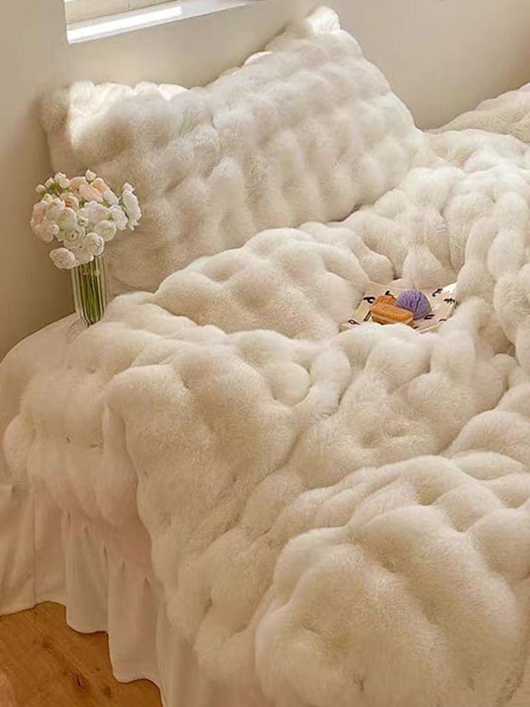 Soft Faux Rabbit Fur Cream Bedding Set
