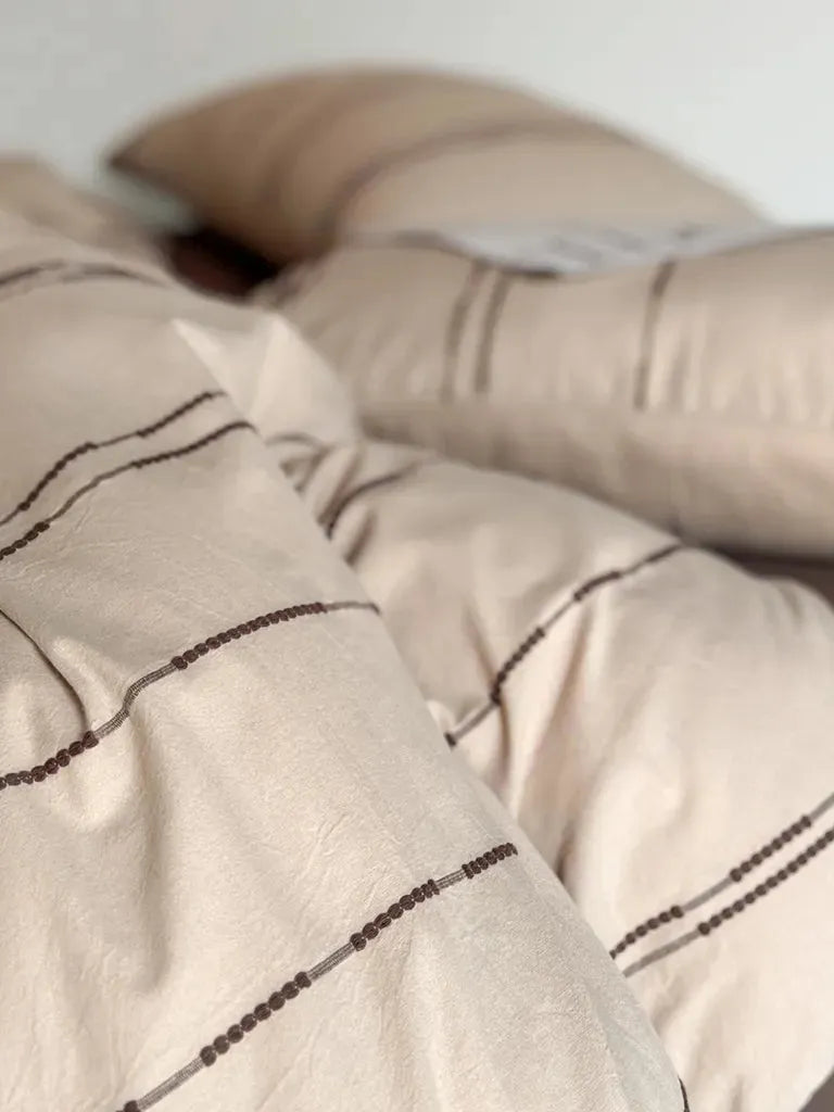 Sunset Striped Jacquard Bedding Set