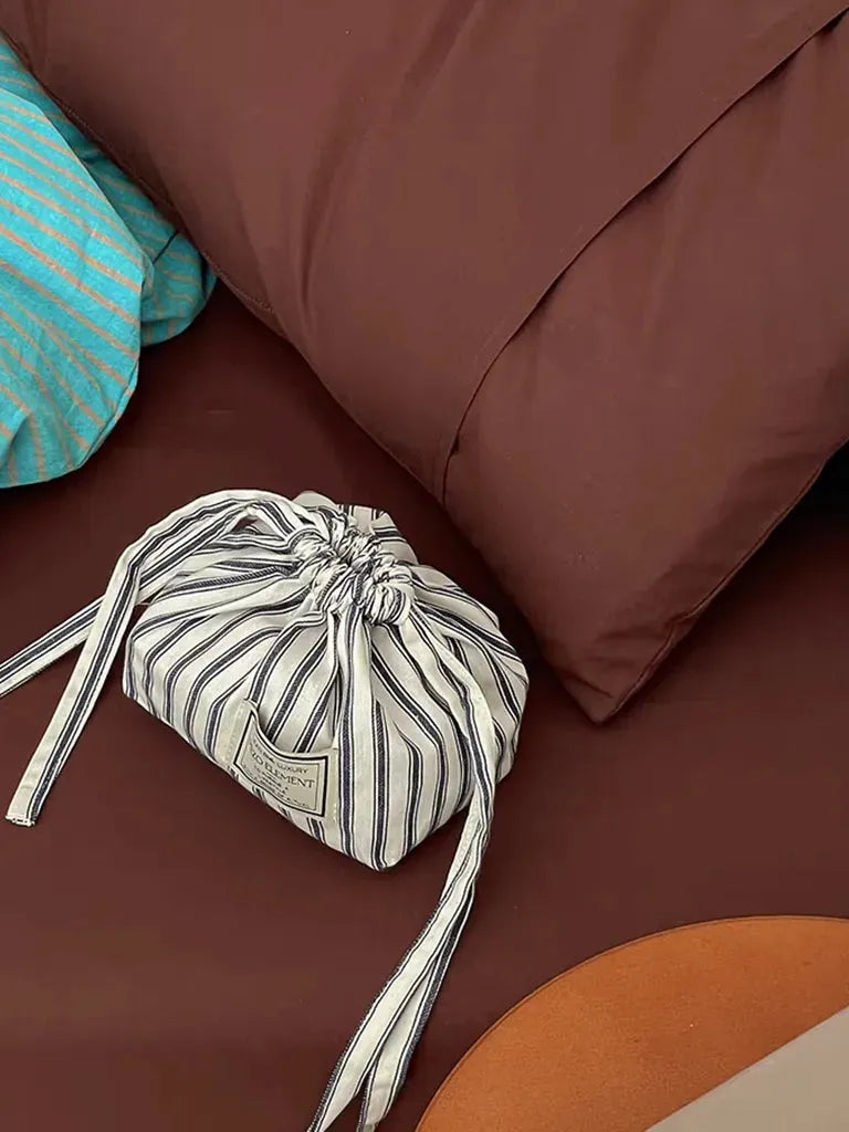 Vintage Striped Bedding Set