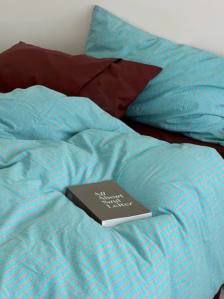 Vintage Striped Bedding Set