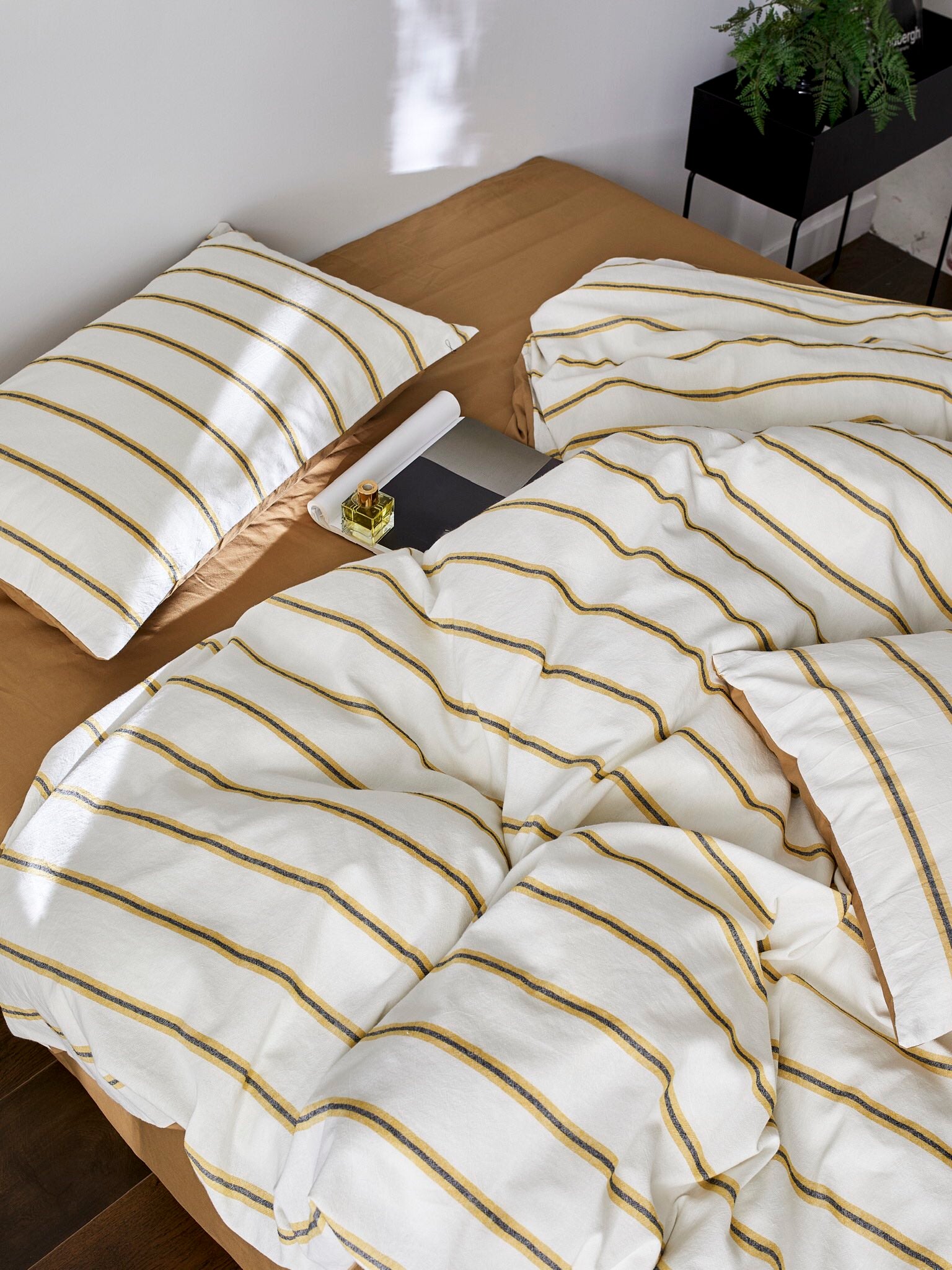 Amber Harbor Stripe Washed Cotton Duvet Cover original reference image 2