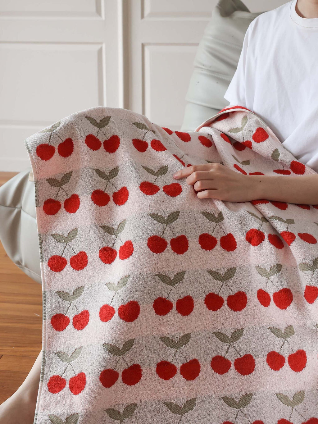 Apple Orchard Cotton Bath Towel original reference image 11