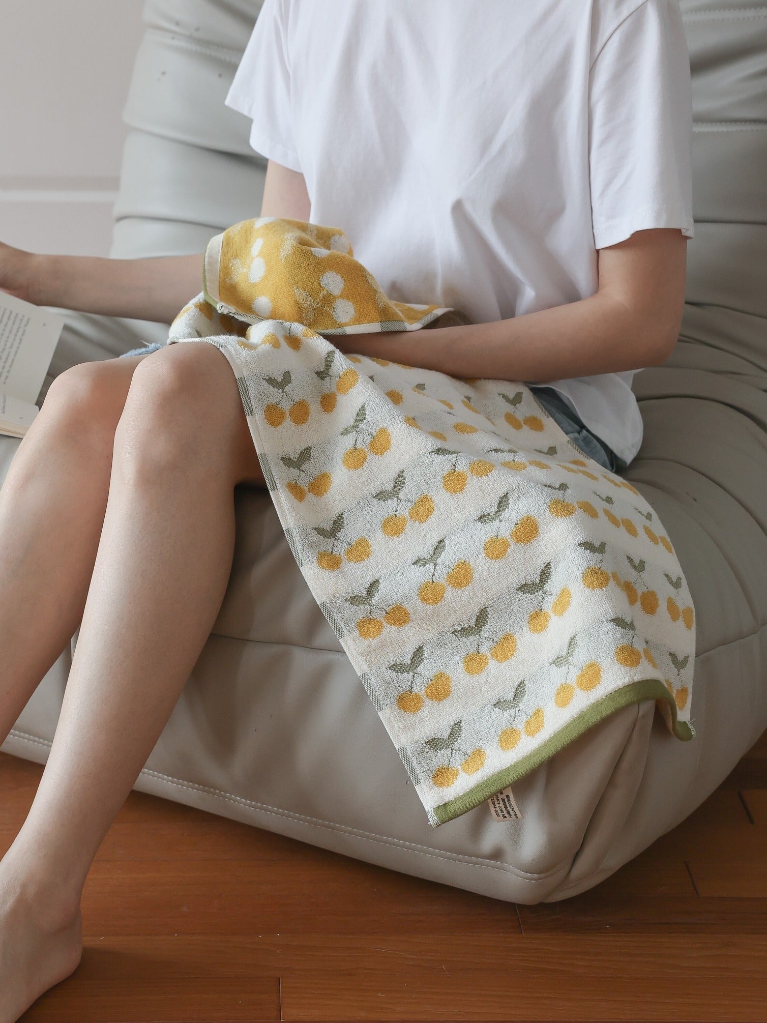 Apple Orchard Cotton Bath Towel original reference image 17