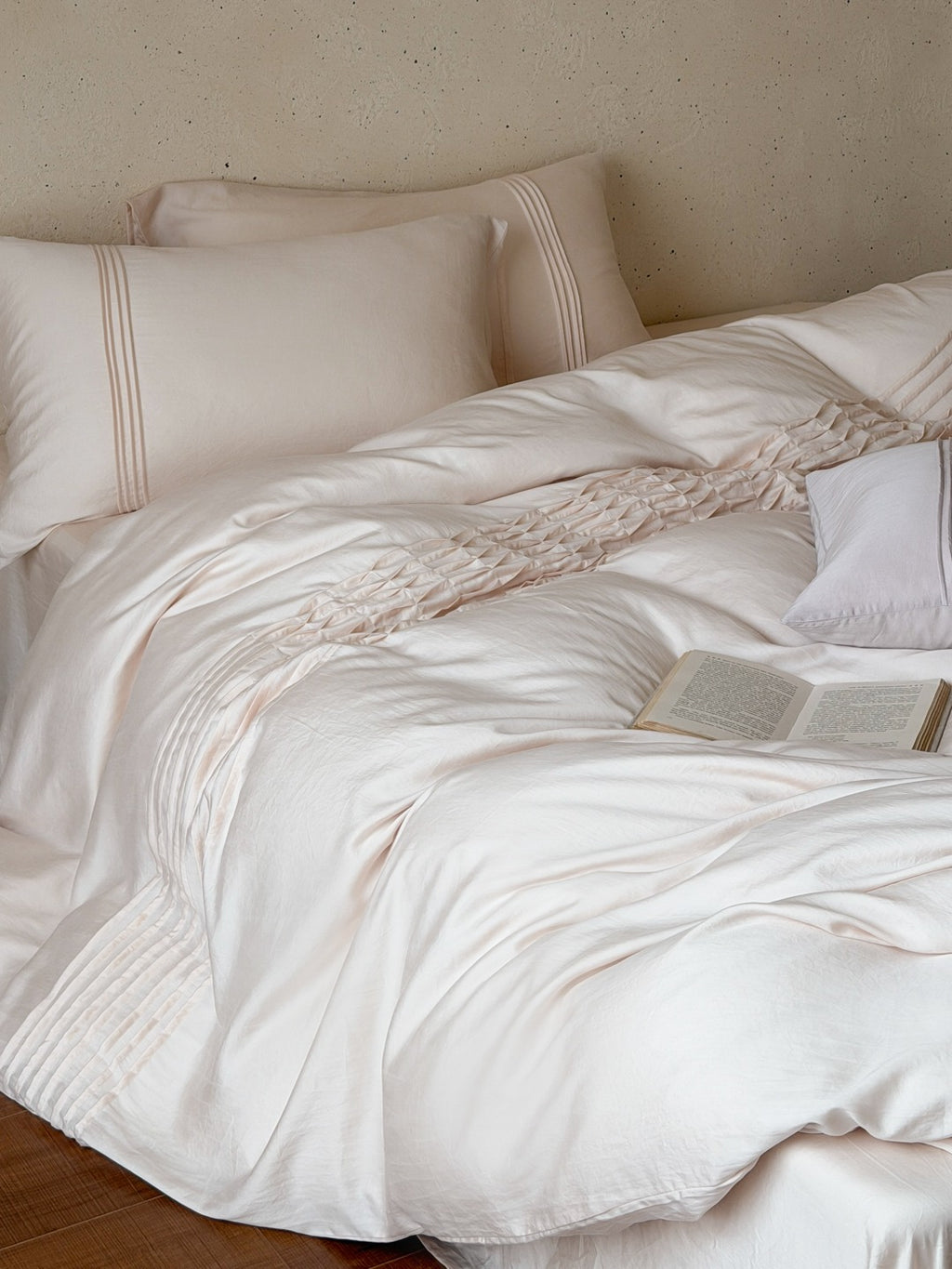 Atelier Smocked Pleat Cotton Duvet Cover original reference image 4