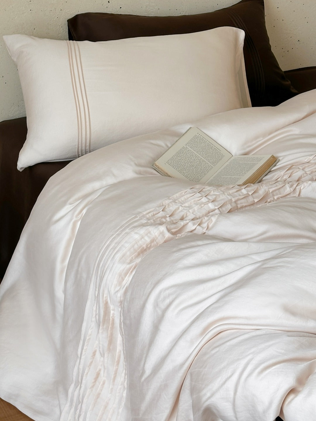 Atelier Smocked Pleat Cotton Duvet Cover original reference image 15