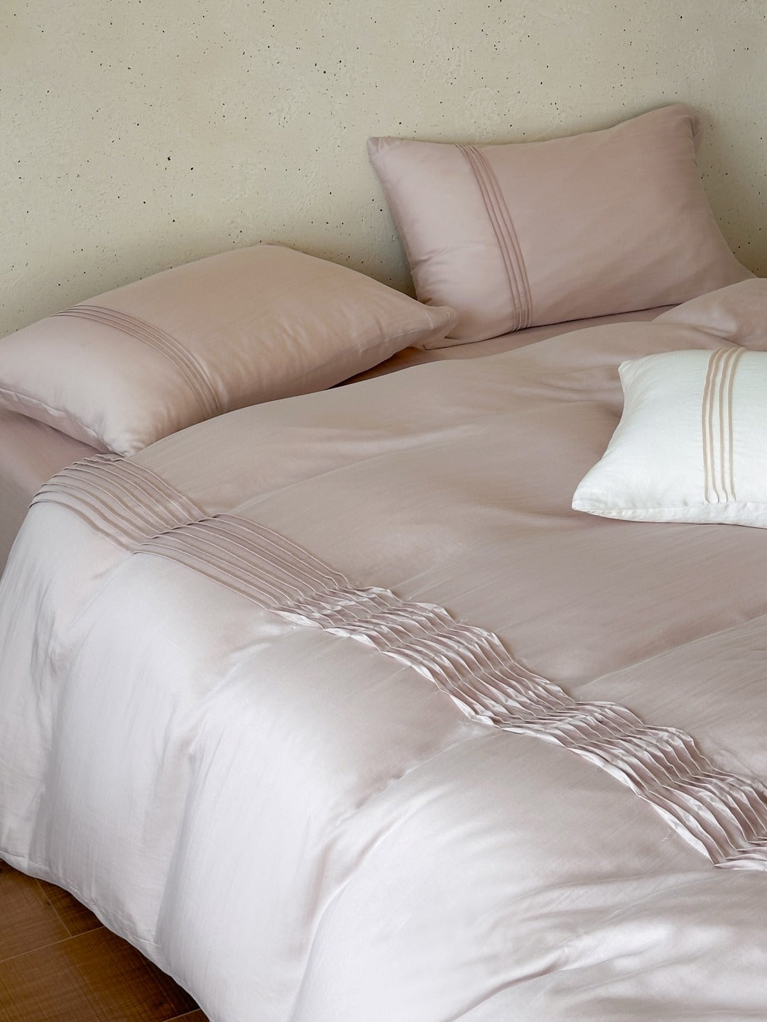 Atelier Smocked Pleat Cotton Duvet Cover original reference image 29