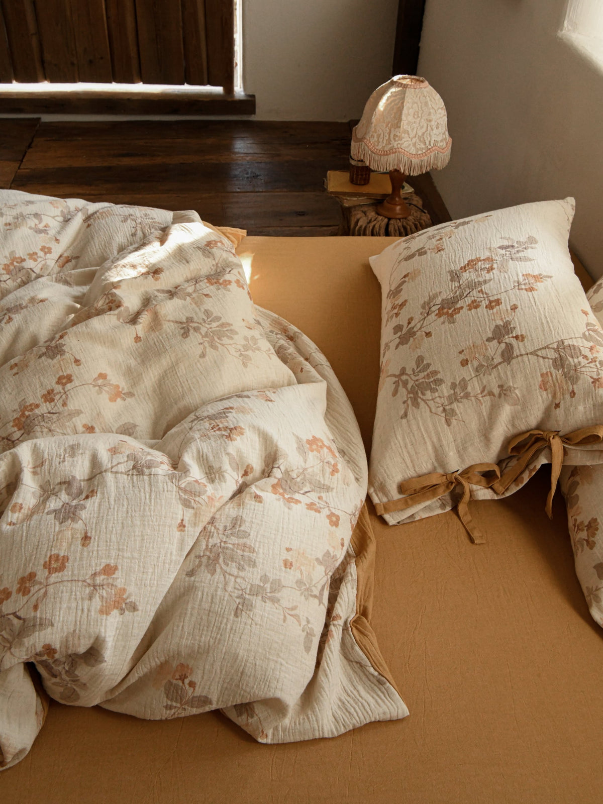 Aveline Botanical Tie-Closure Muslin Duvet Cover original reference image 2