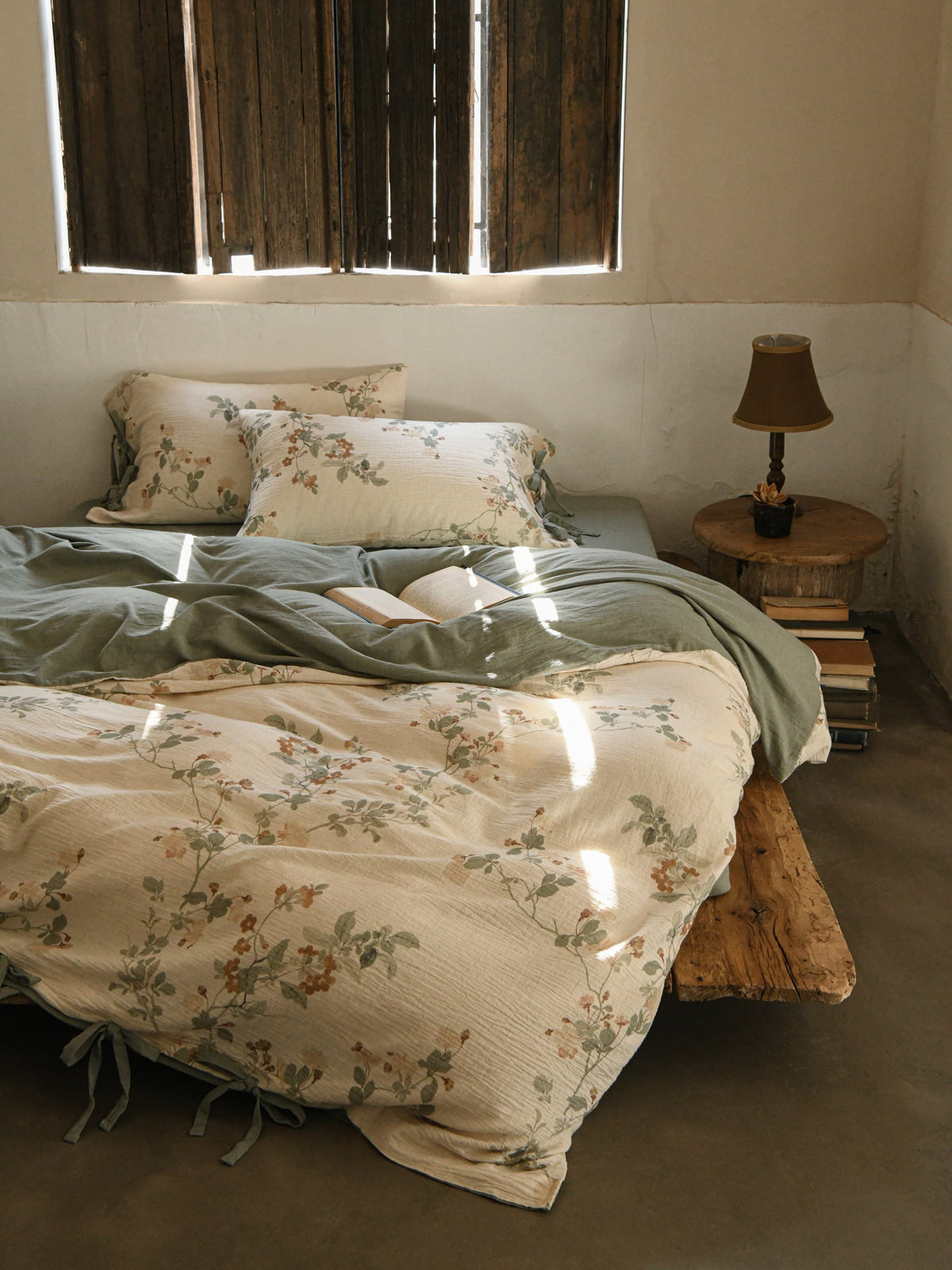 Aveline Botanical Tie-Closure Muslin Duvet Cover original reference image 20
