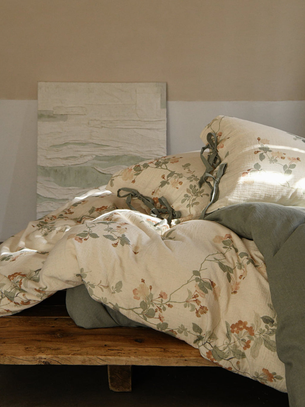 Aveline Botanical Tie-Closure Muslin Duvet Cover original reference image 22