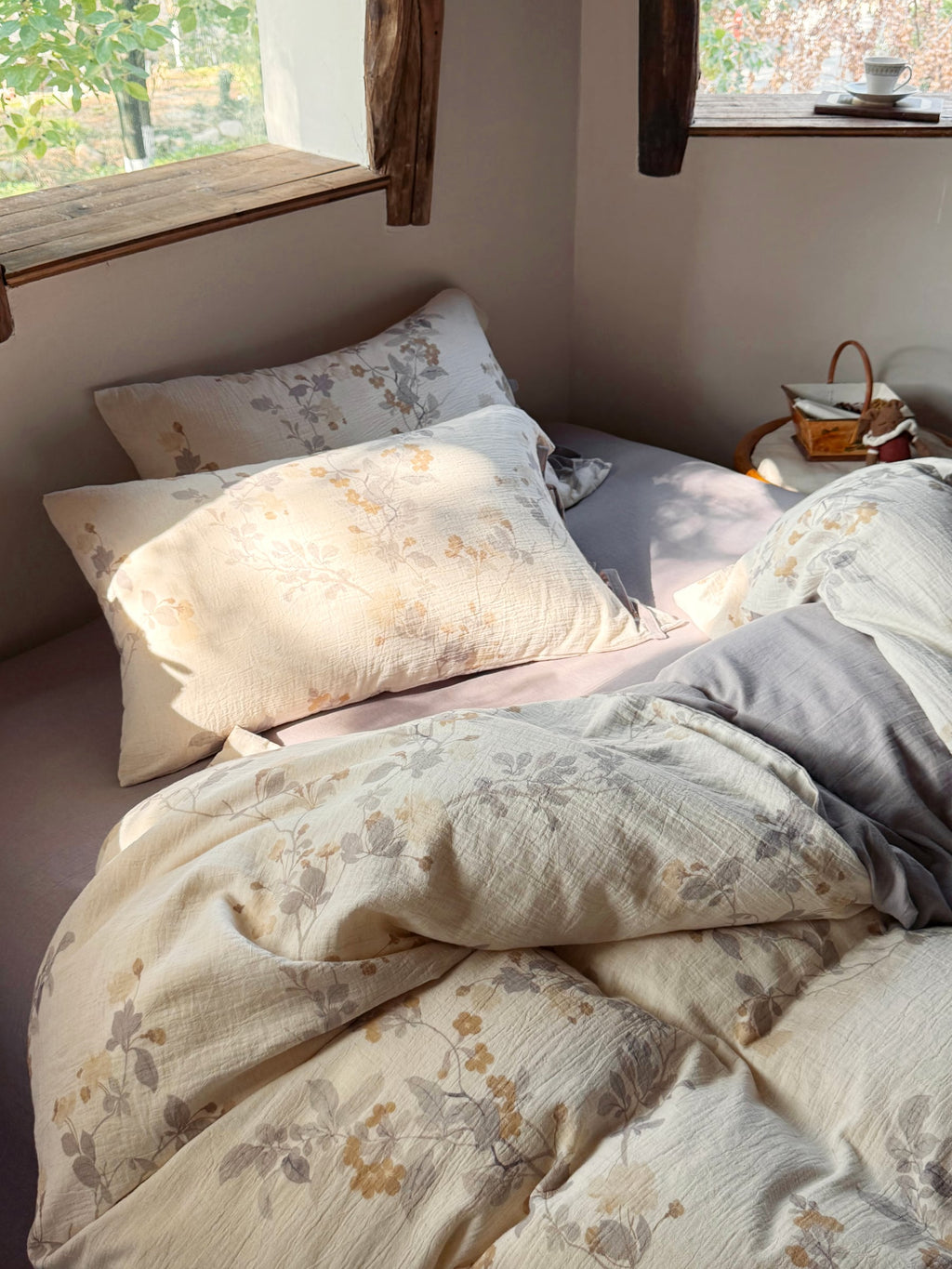 Aveline Botanical Tie-Closure Muslin Duvet Cover original reference image 34