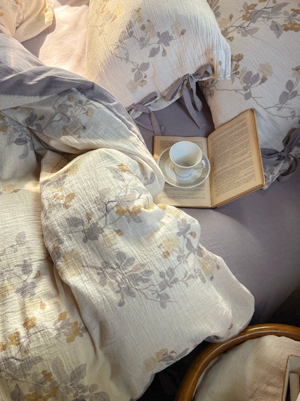 Aveline Botanical Tie-Closure Muslin Duvet Cover original reference image 36