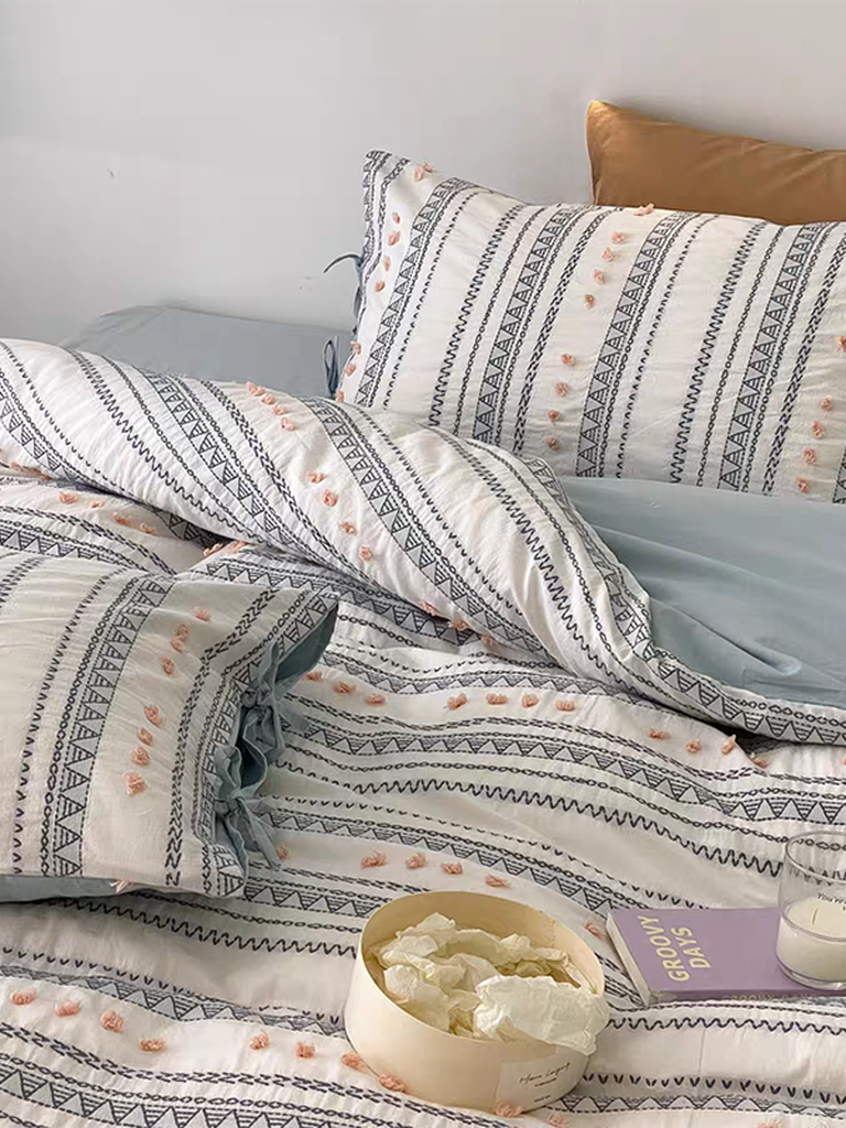 Bohemian Tufted Duvet Cover