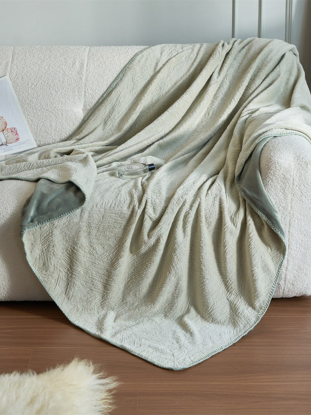Botanical Jacquard Double-Layer Plush Throw Blanket original reference image 3