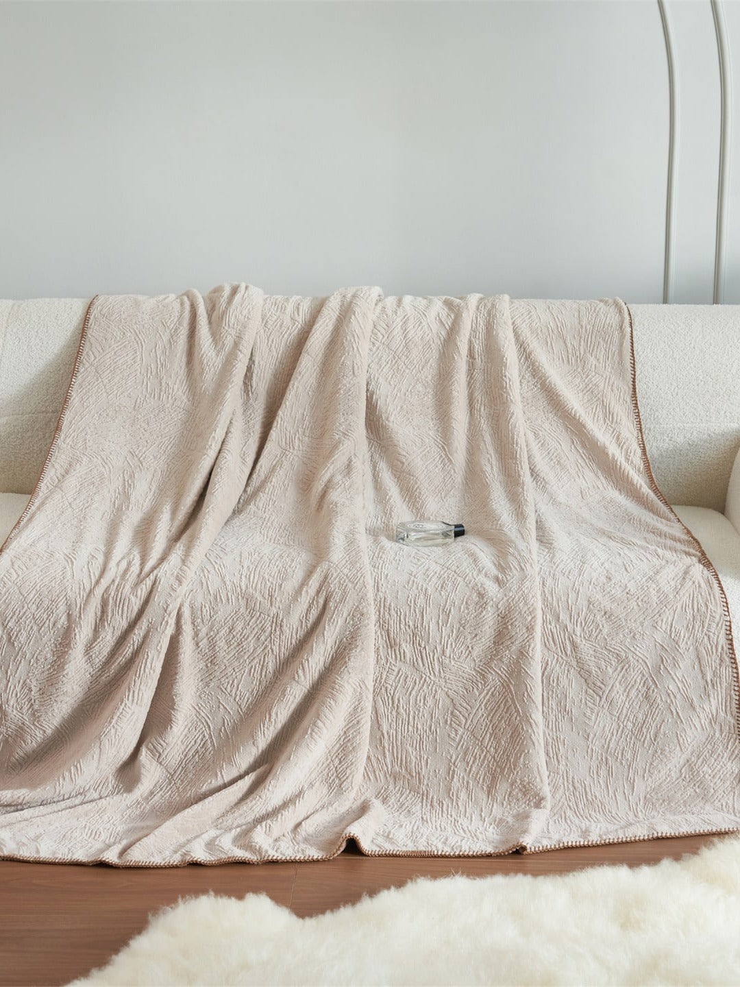 Botanical Jacquard Double-Layer Plush Throw Blanket original reference image 24