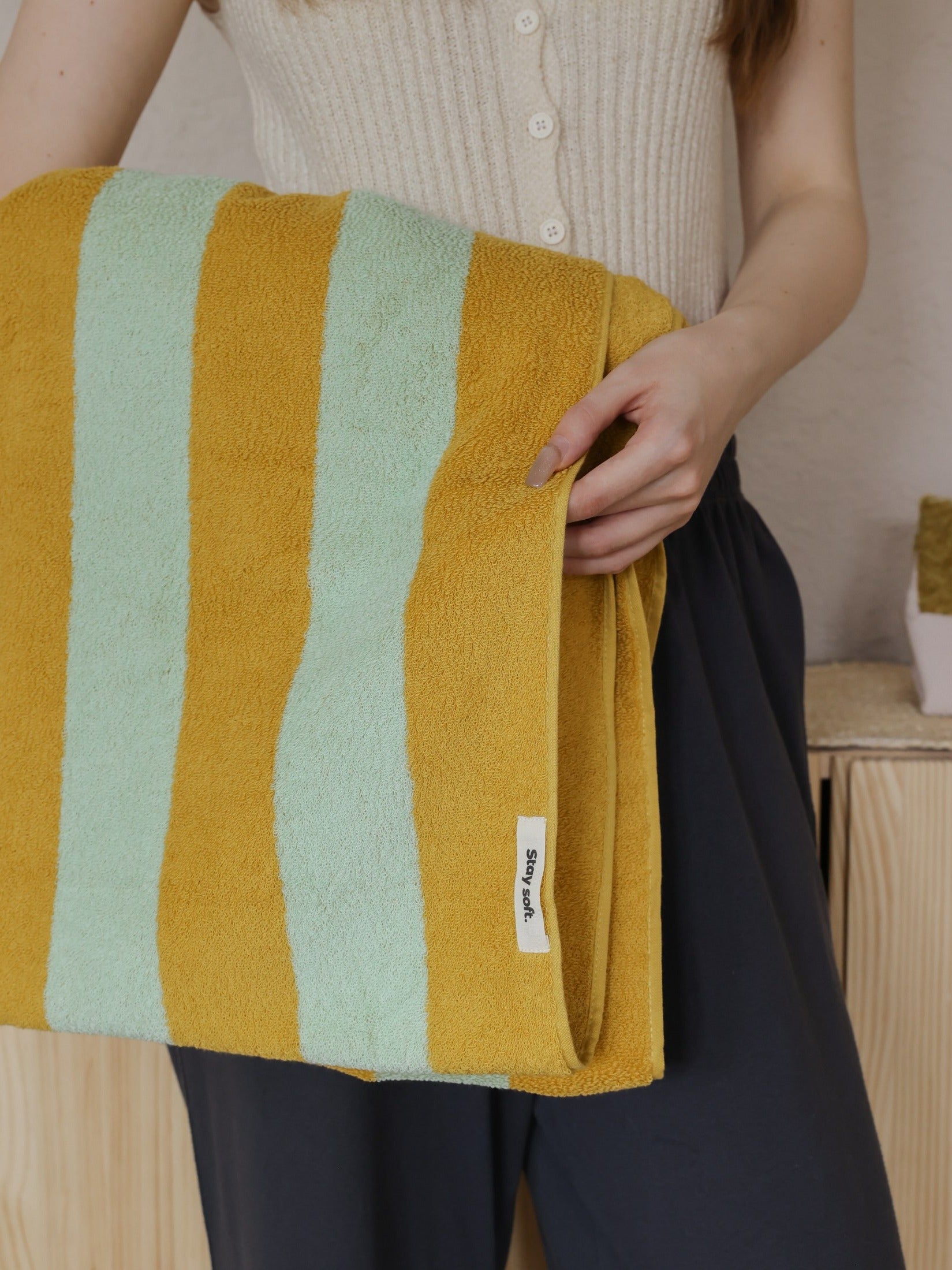 Cabana Stripe Cotton Bath Towel original reference image 3
