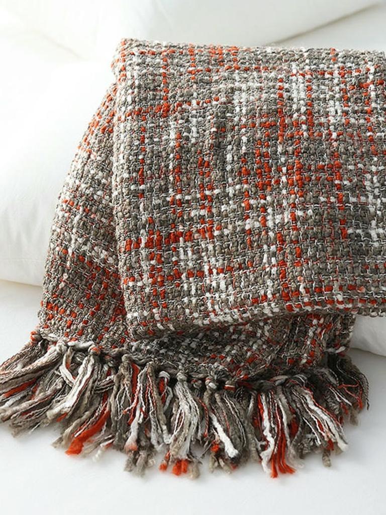 Chunky Knit Blanket With Tassels - Red