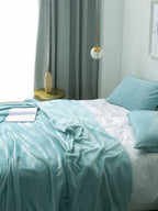 Cloudsoft Solid Plush Throw Blanket original reference image 3