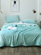 Cloudsoft Solid Plush Throw Blanket original reference image 6