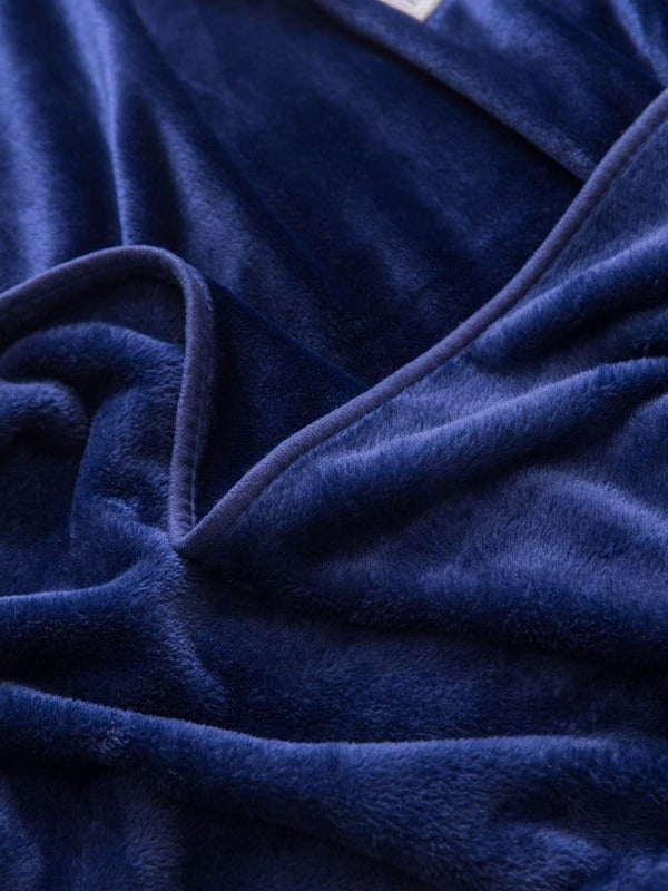 Cloudsoft Solid Plush Throw Blanket original reference image 9