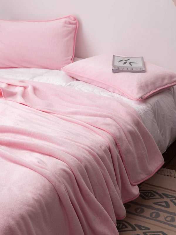 Cloudsoft Solid Plush Throw Blanket original reference image 21
