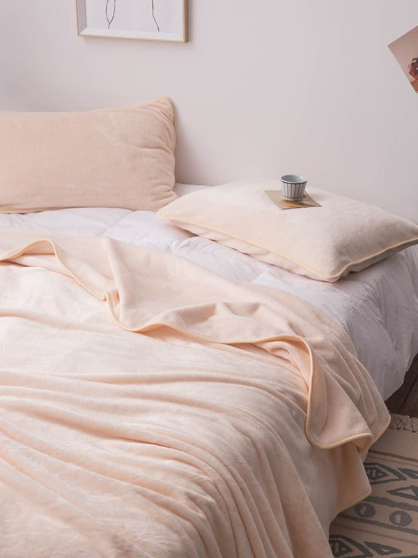 Cloudsoft Solid Plush Throw Blanket original reference image 47