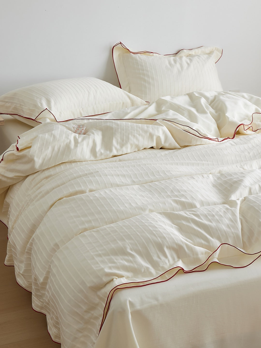 Contour Edge Cotton Jacquard Duvet Cover Set original reference image 1