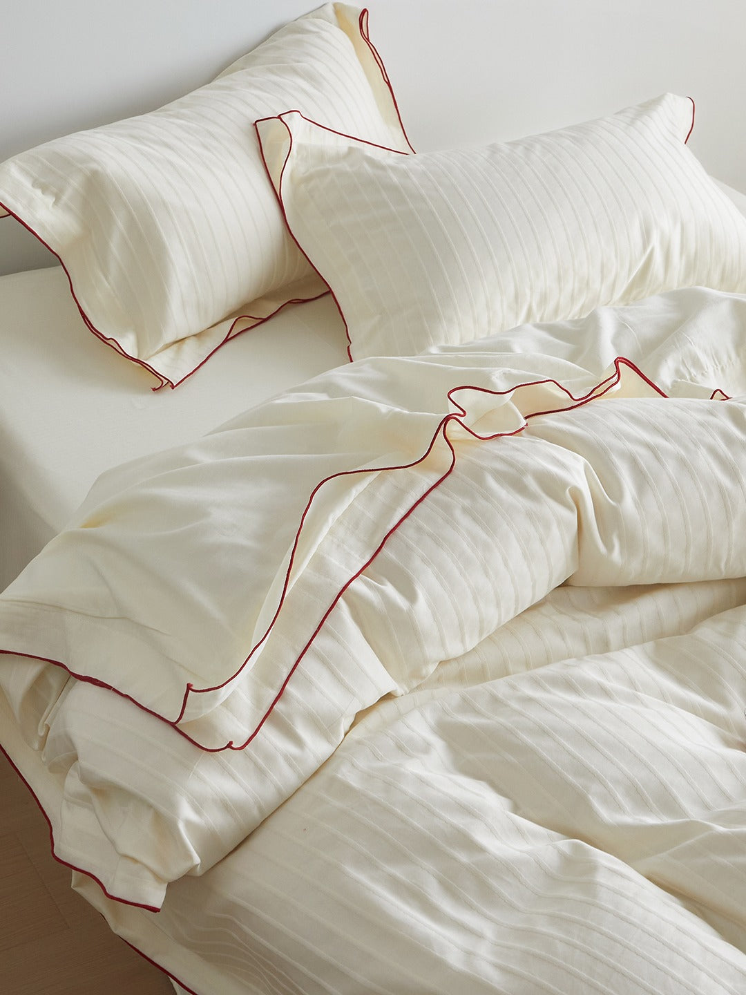 Contour Edge Cotton Jacquard Duvet Cover Set original reference image 2