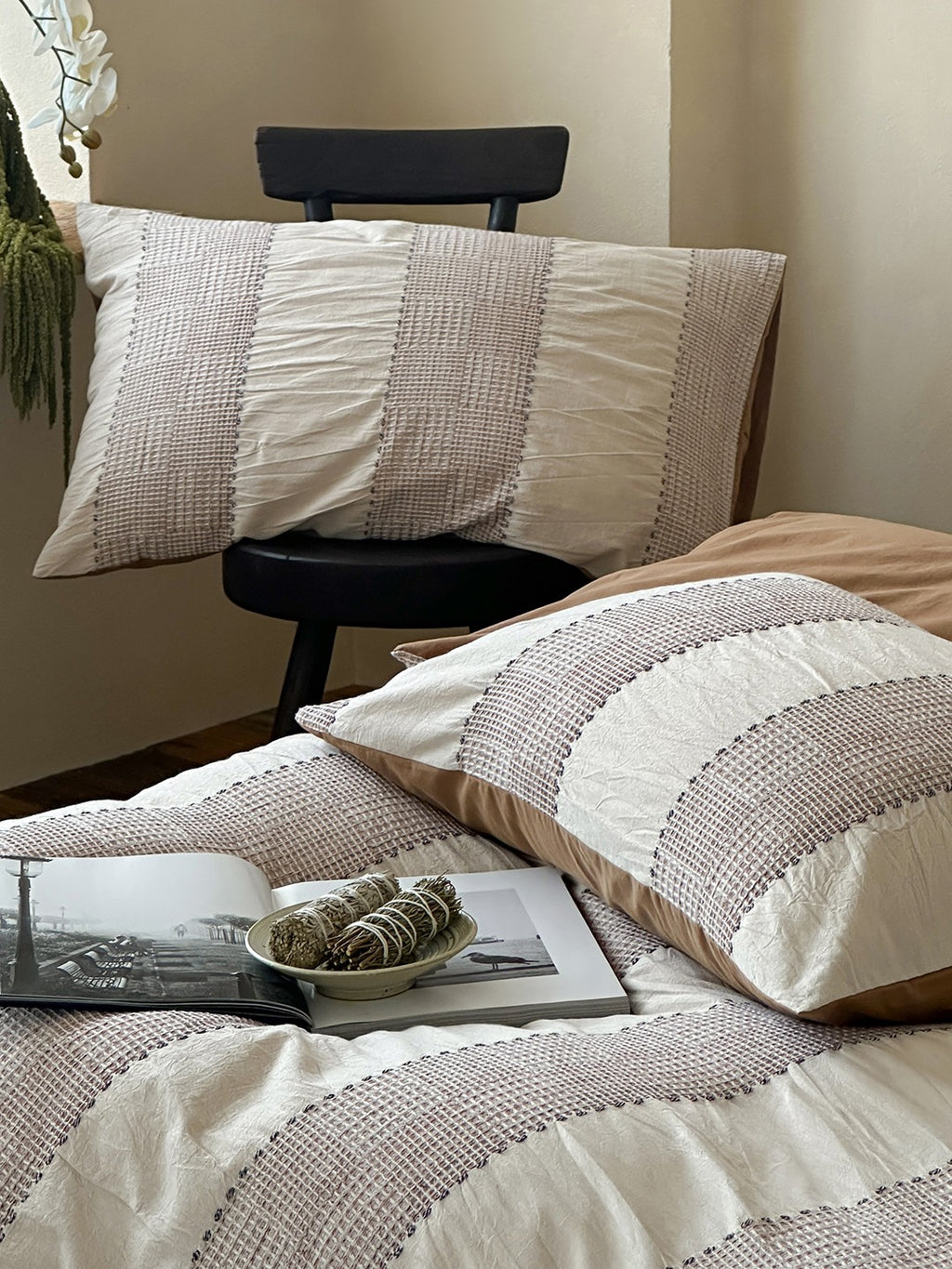 Cordelle Drawstring Waffle Jacquard Duvet Cover original reference image 4