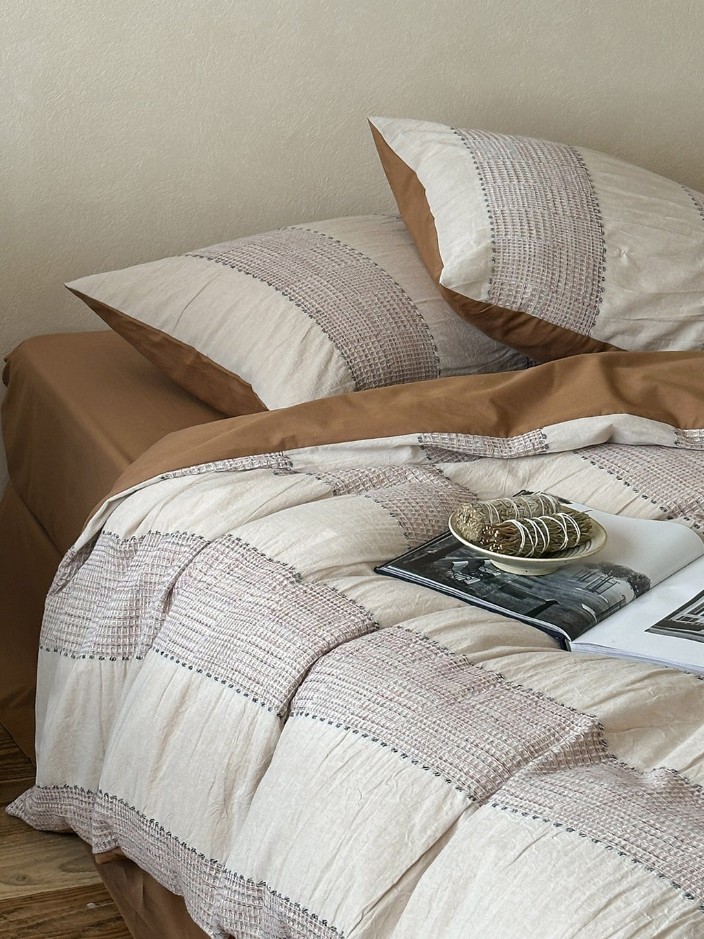 Cordelle Drawstring Waffle Jacquard Duvet Cover original reference image 7