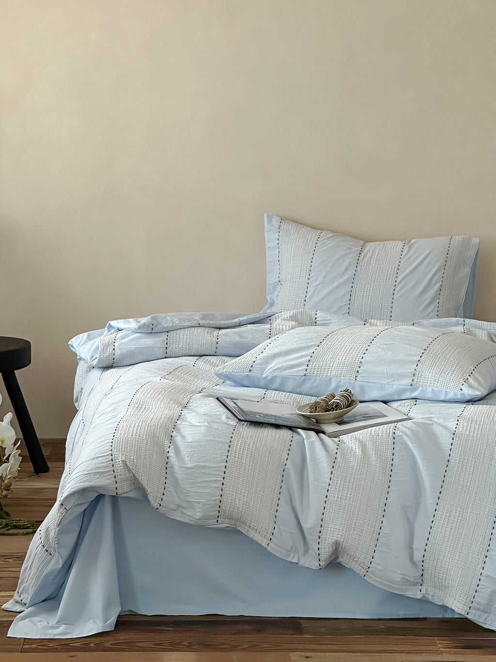 Cordelle Drawstring Waffle Jacquard Duvet Cover original reference image 9