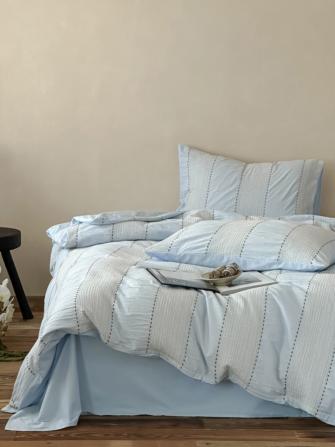 Cordelle Drawstring Waffle Jacquard Duvet Cover original reference image 9