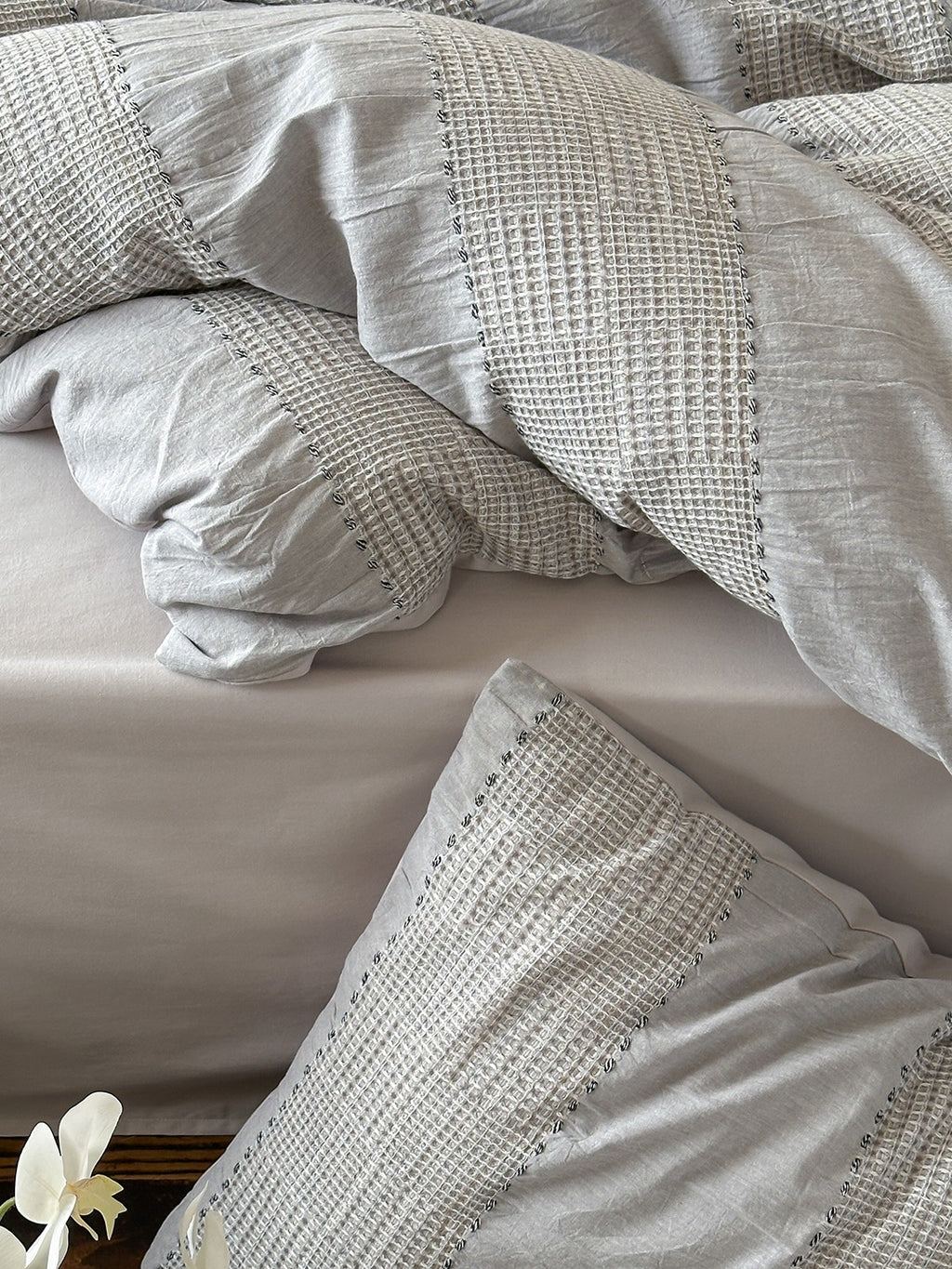Cordelle Drawstring Waffle Jacquard Duvet Cover original reference image 22