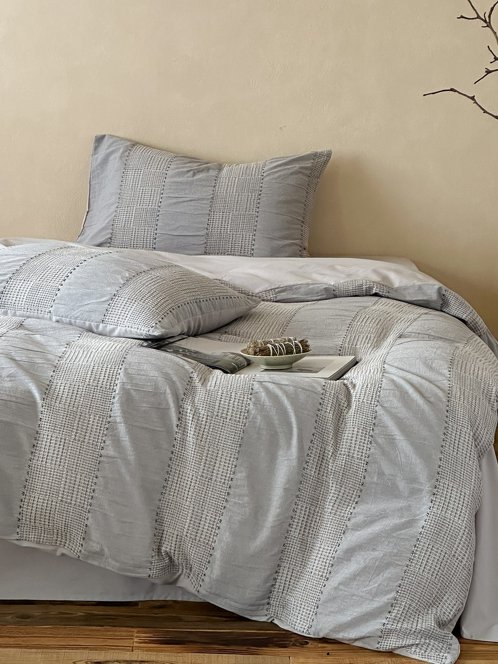 Cordelle Drawstring Waffle Jacquard Duvet Cover original reference image 23