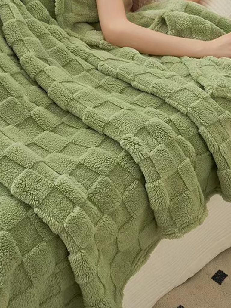 Cozy Plaid Fleece Blanket - Cream White