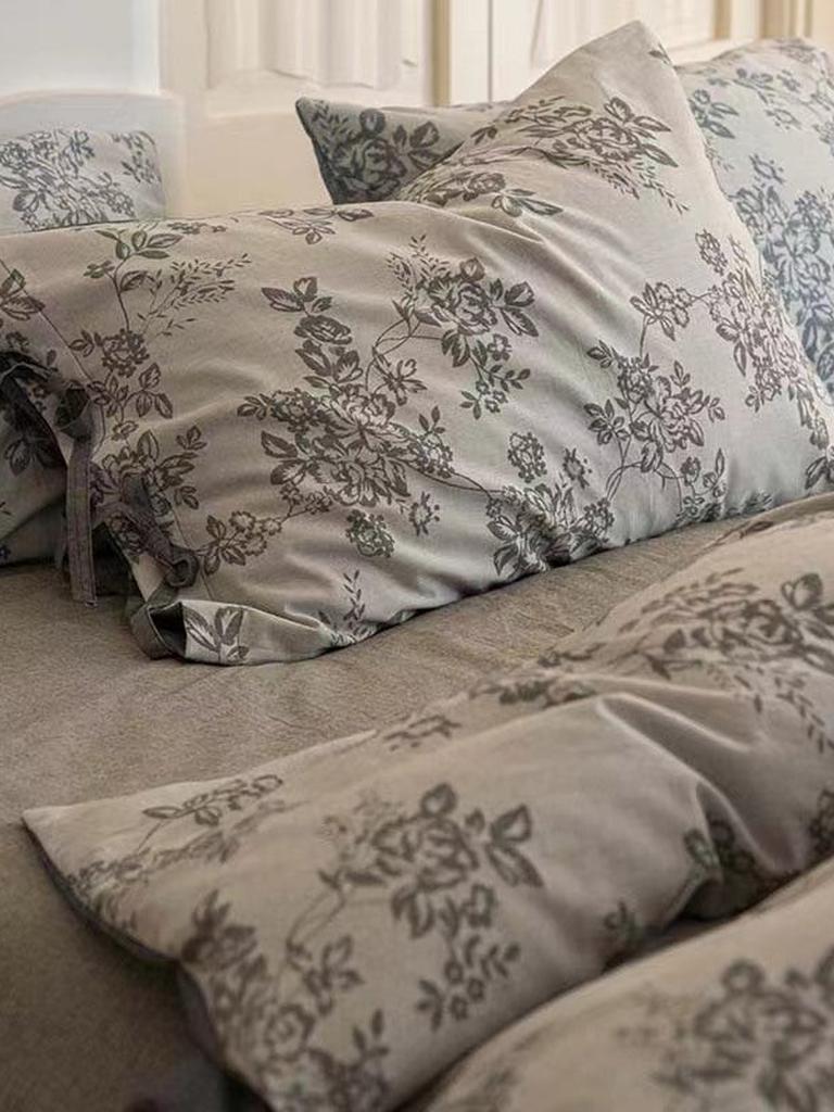 Floral Jacquard Bedding Set with Bow Tie - Grey