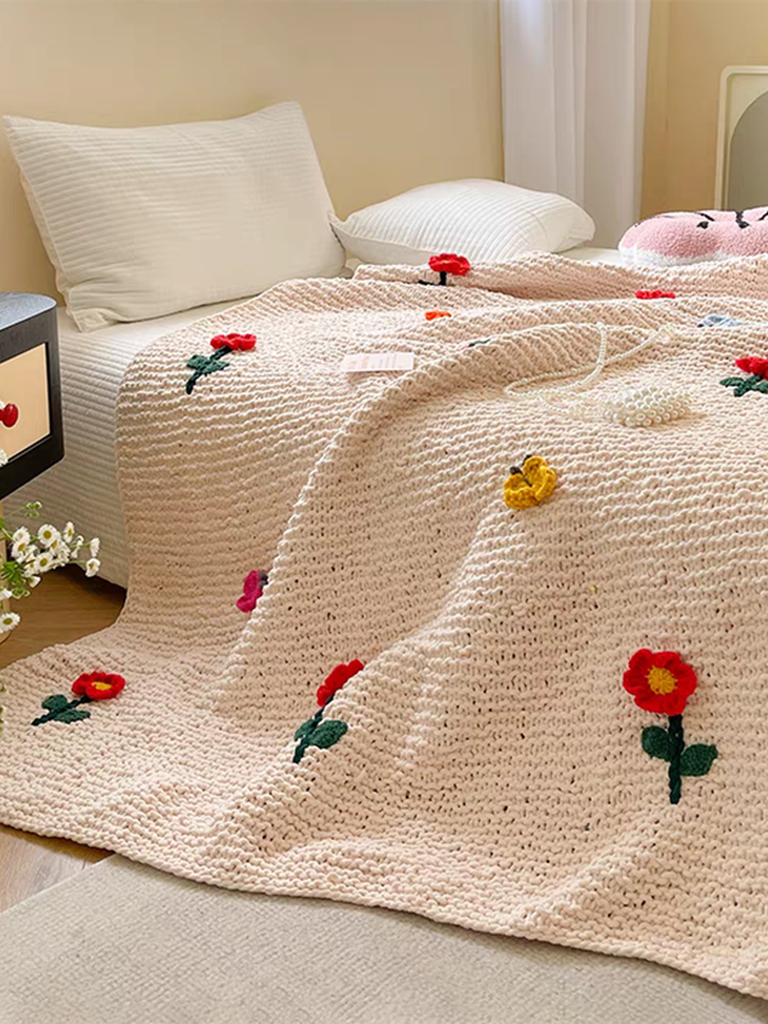 Chunky Knit Blanket With Tufted Flower