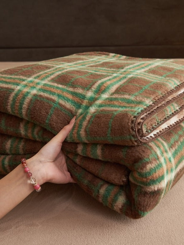 Heritage Plaid Double-Layer Fleece Throw Blanket original reference image 1