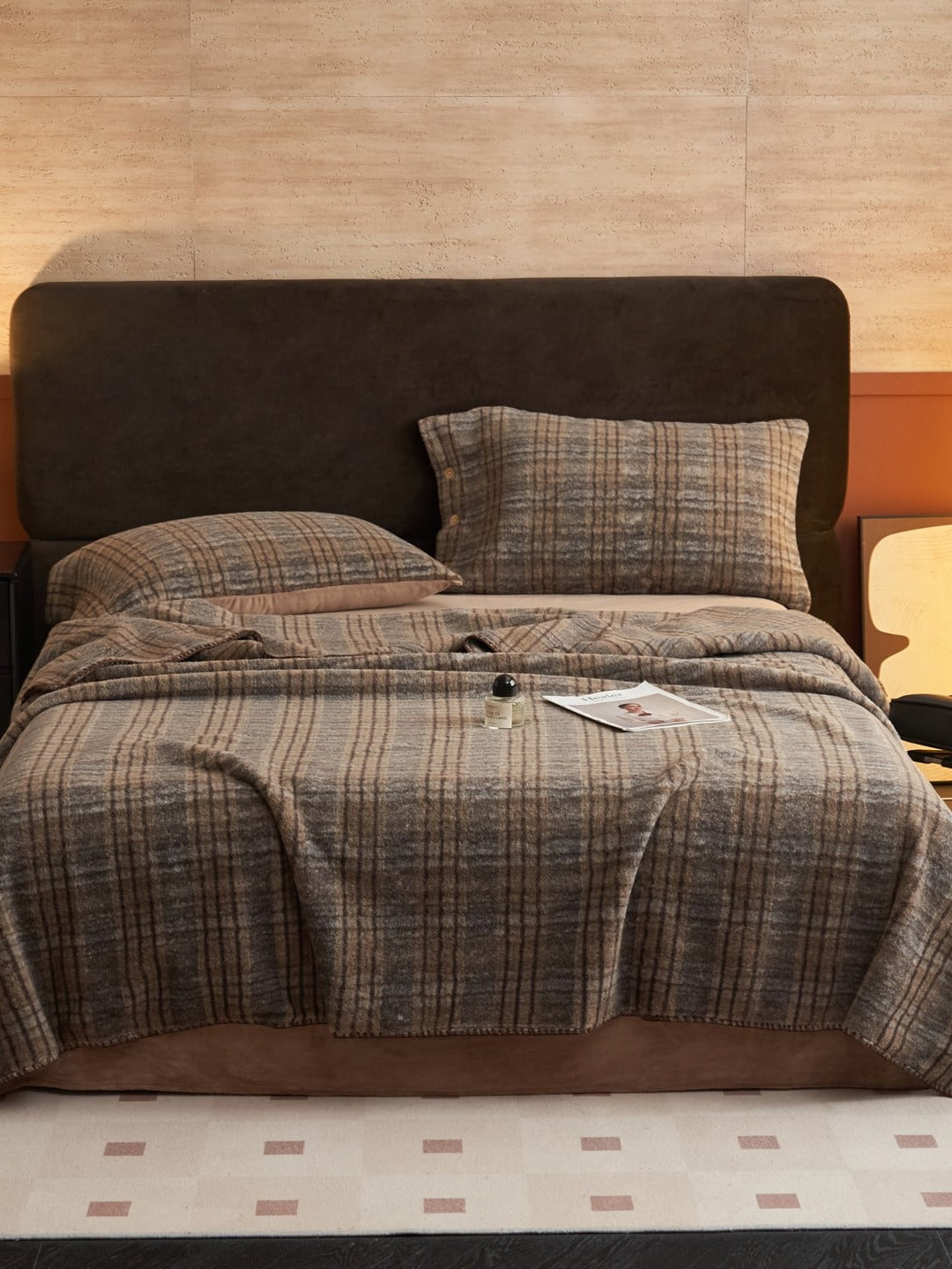 Heritage Plaid Double-Layer Fleece Throw Blanket original reference image 7