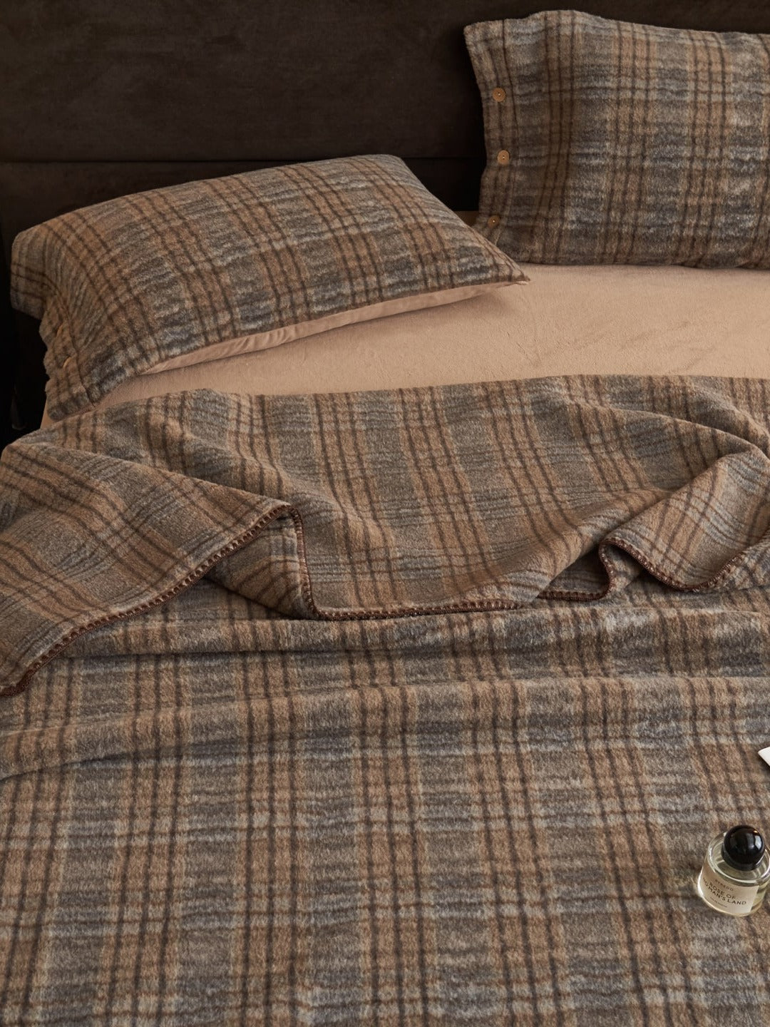 Heritage Plaid Double-Layer Fleece Throw Blanket original reference image 9