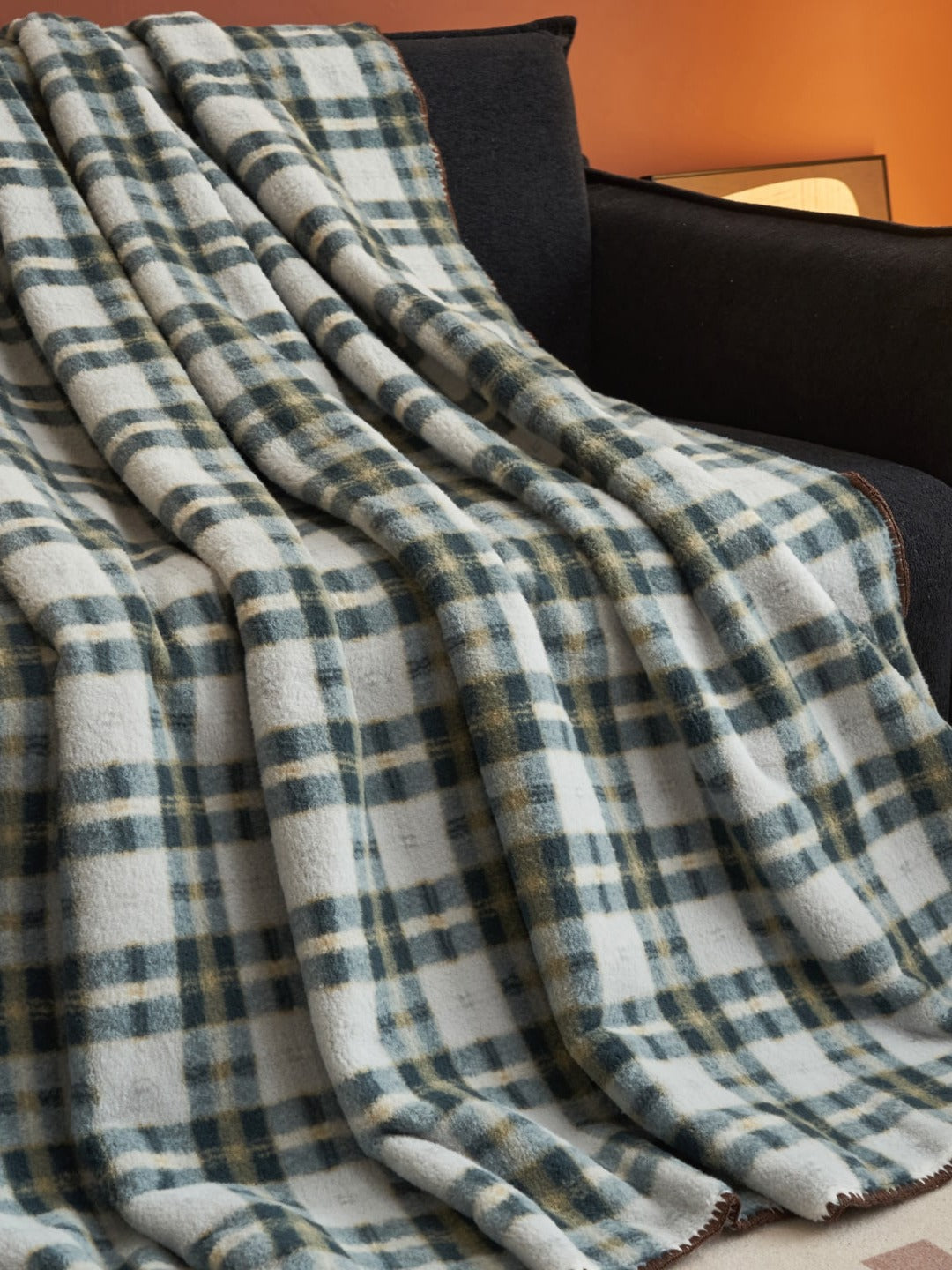 Heritage Plaid Double-Layer Fleece Throw Blanket original reference image 26