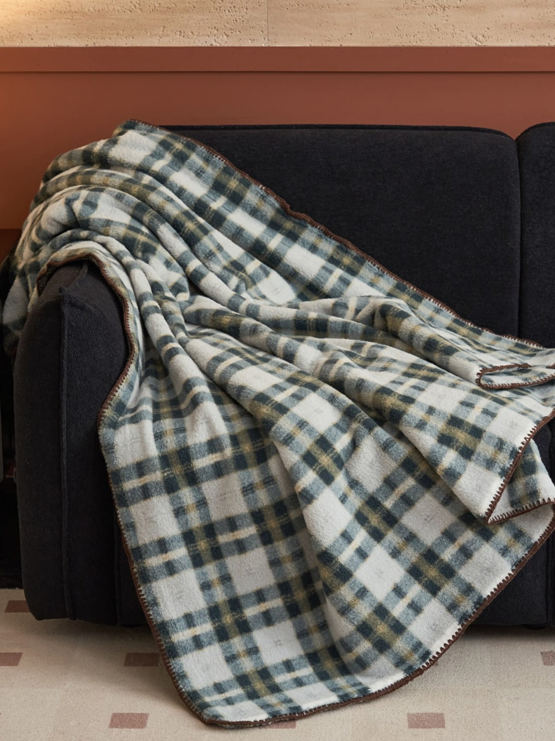 Heritage Plaid Double-Layer Fleece Throw Blanket original reference image 27