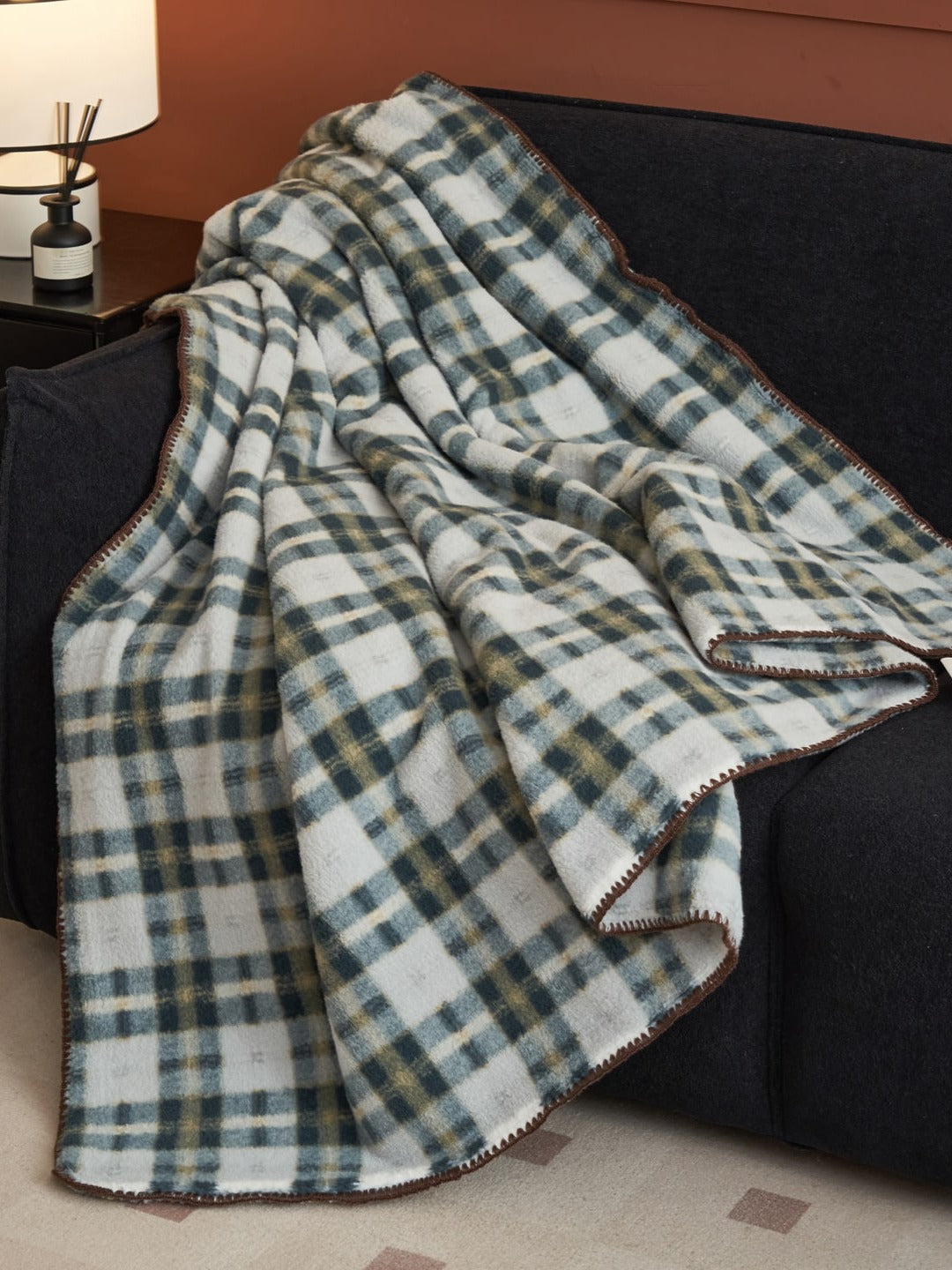 Heritage Plaid Double-Layer Fleece Throw Blanket original reference image 28
