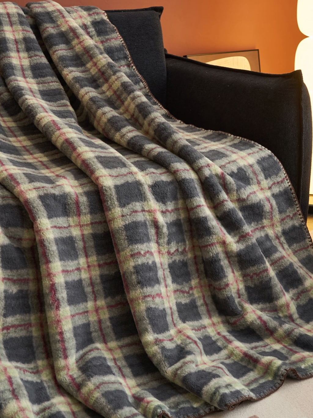 Heritage Plaid Double-Layer Fleece Throw Blanket original reference image 39