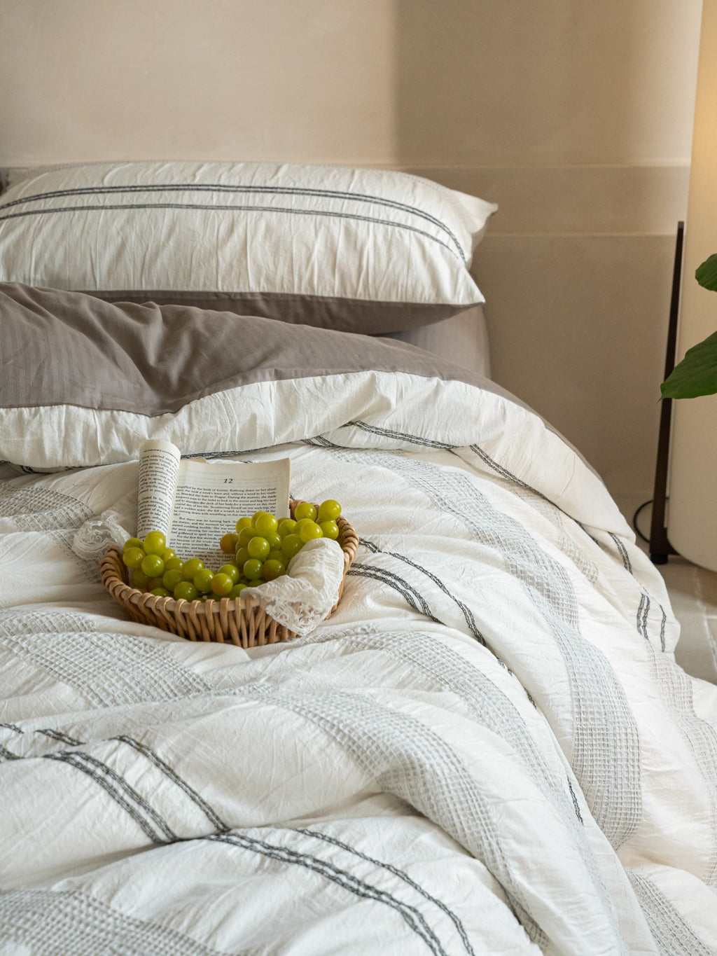 Manhattan Stripe Waffle Jacquard Duvet Cover original reference image 6