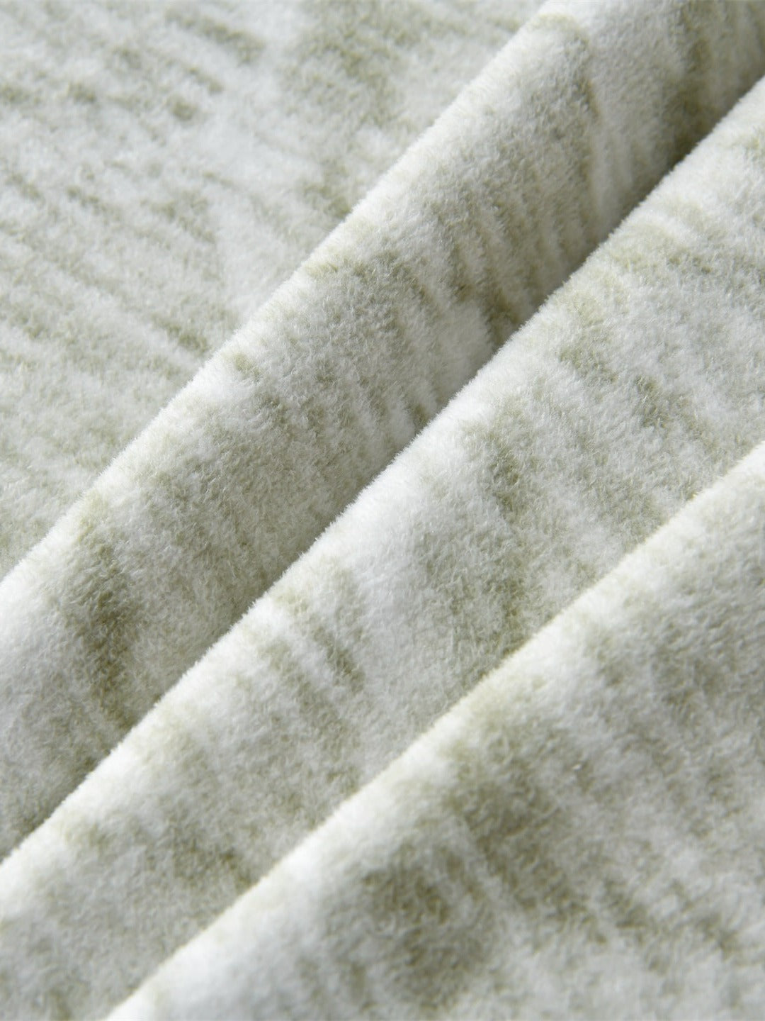 Mosaic Edge Plush Throw Blanket original reference image 16