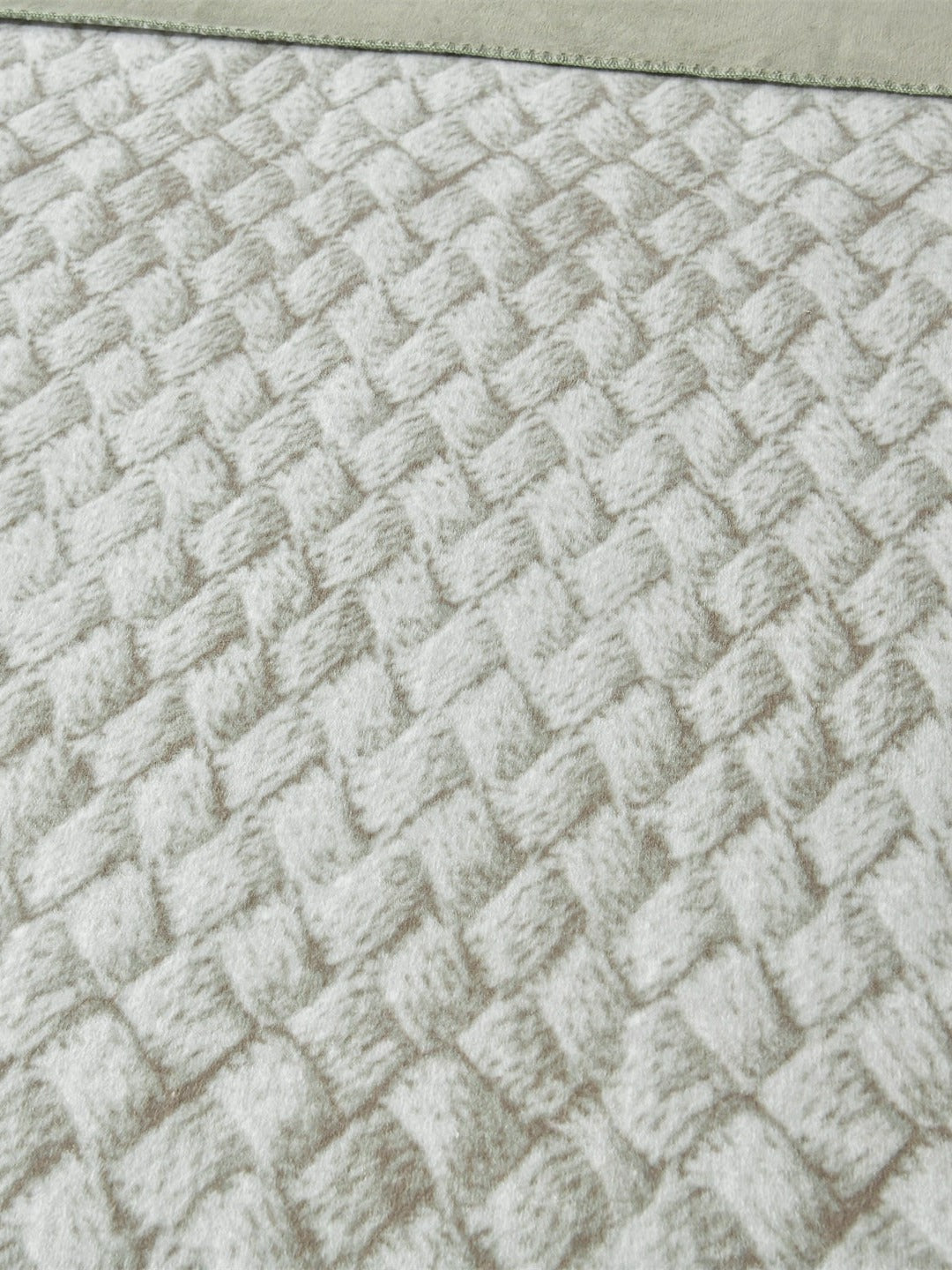 Mosaic Edge Plush Throw Blanket original reference image 27