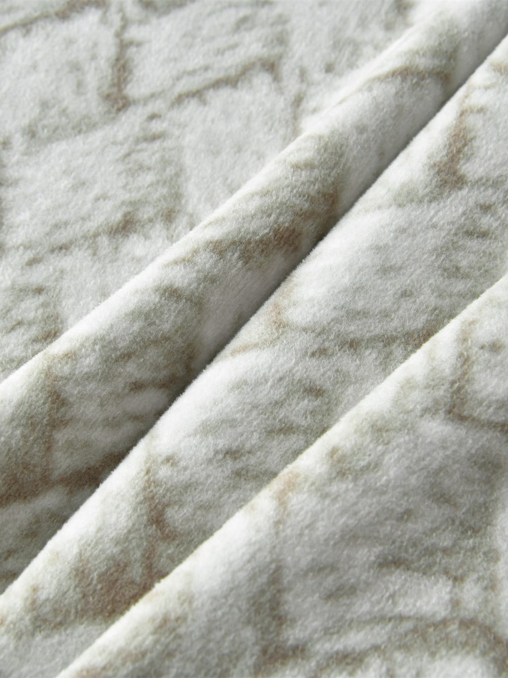 Mosaic Edge Plush Throw Blanket original reference image 28