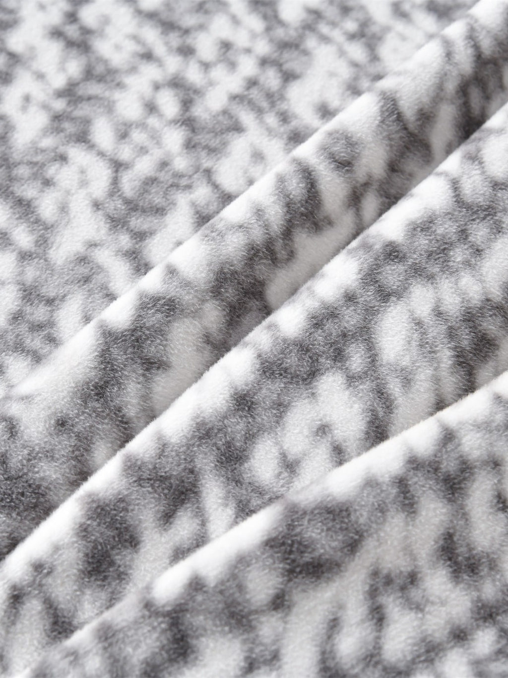Mosaic Edge Plush Throw Blanket original reference image 34