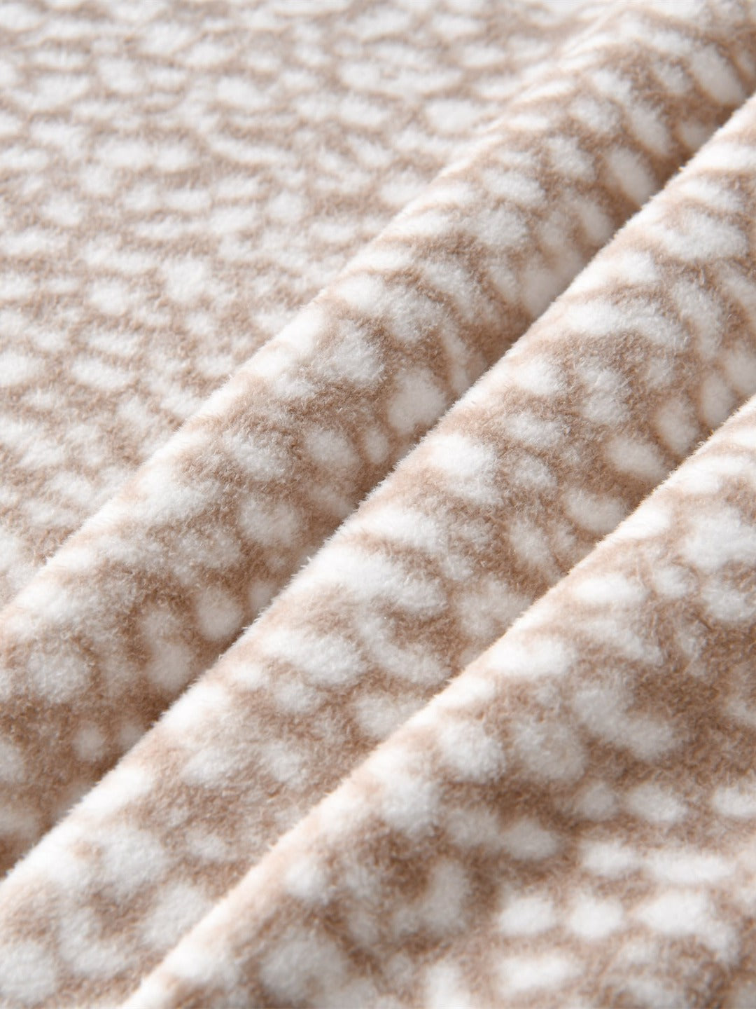 Mosaic Edge Plush Throw Blanket original reference image 41