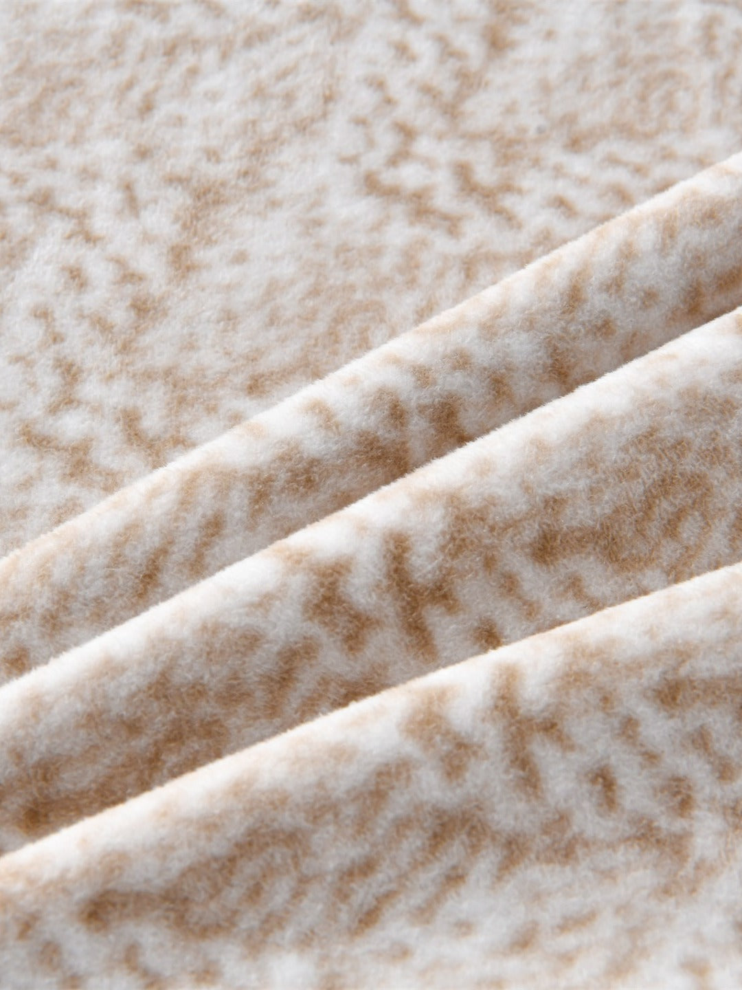 Mosaic Edge Plush Throw Blanket original reference image 58